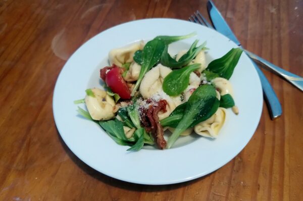 Tortellini-Salat – Solawi Lenzwald e.V.